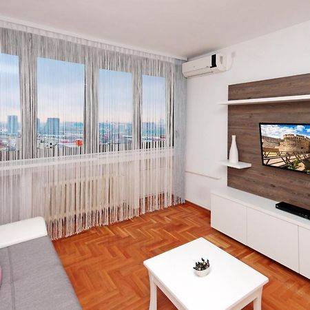 Apartment Lilly Белград Экстерьер фото